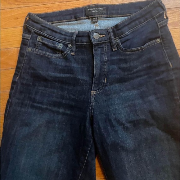 Banana Republic size 6 curvy jeans - Picture 2 of 4